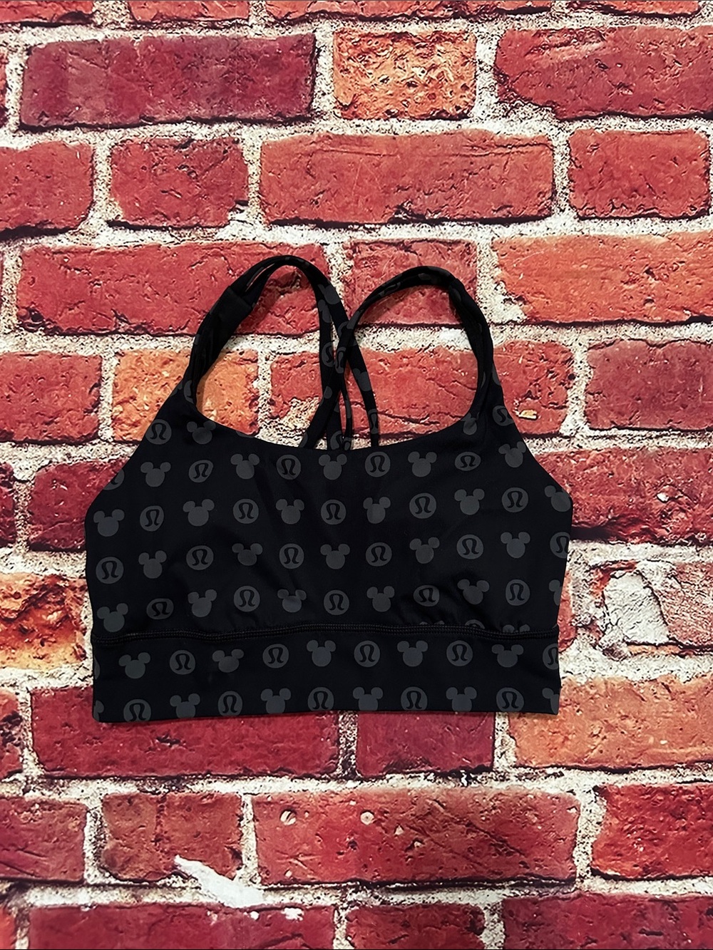 Disney x lululemon Energy Longline Bra Disney Classic Black